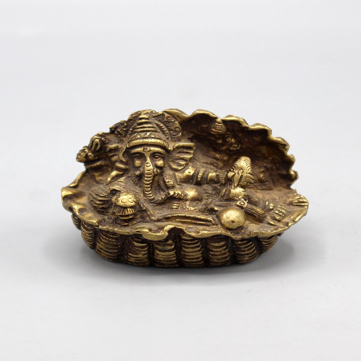 Engraved Brass Ganesha on Conch