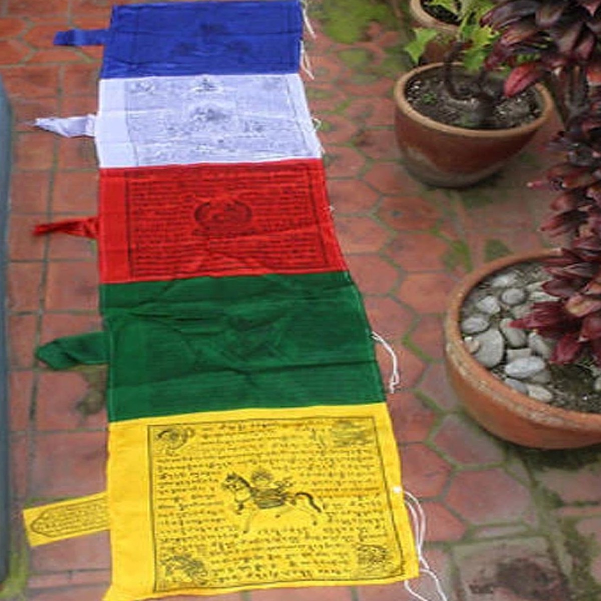 Polyester Mixed Silk Vertical Windhorse Prayer Flags
